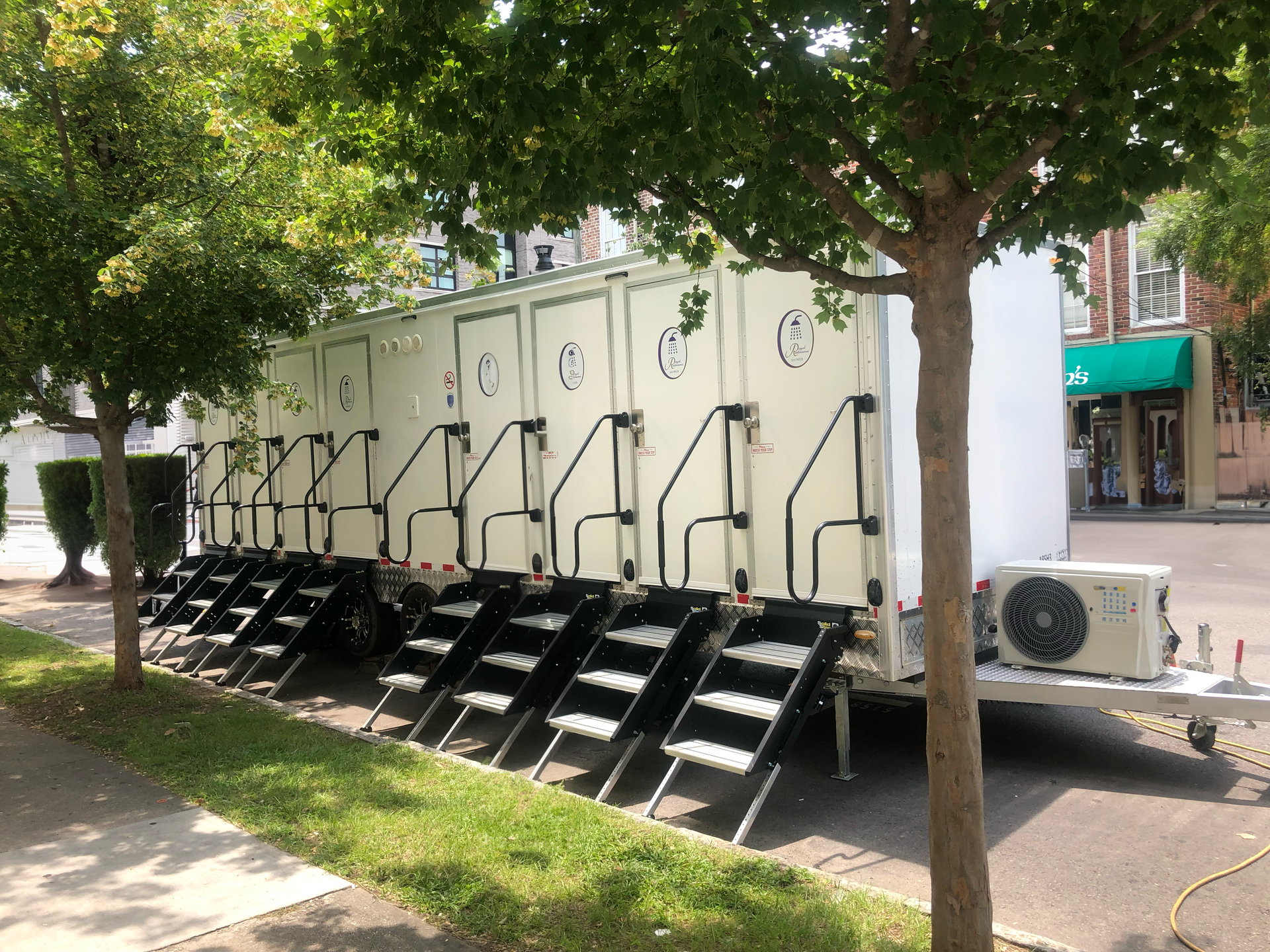 Royal Restrooms Portable Showers